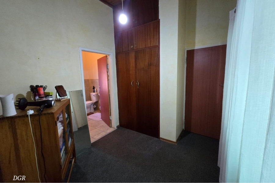 4 Bedroom Property for Sale in Herlear Northern Cape